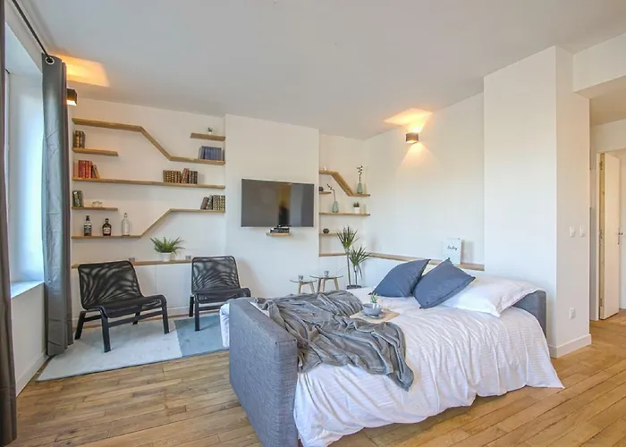 Port De De Gamme Caen