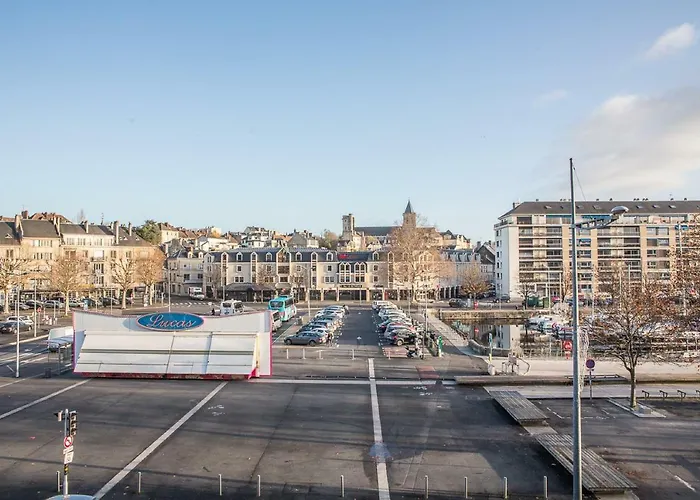 Port De De Gamme * Caen